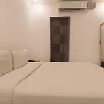 Fabhotel Ss International