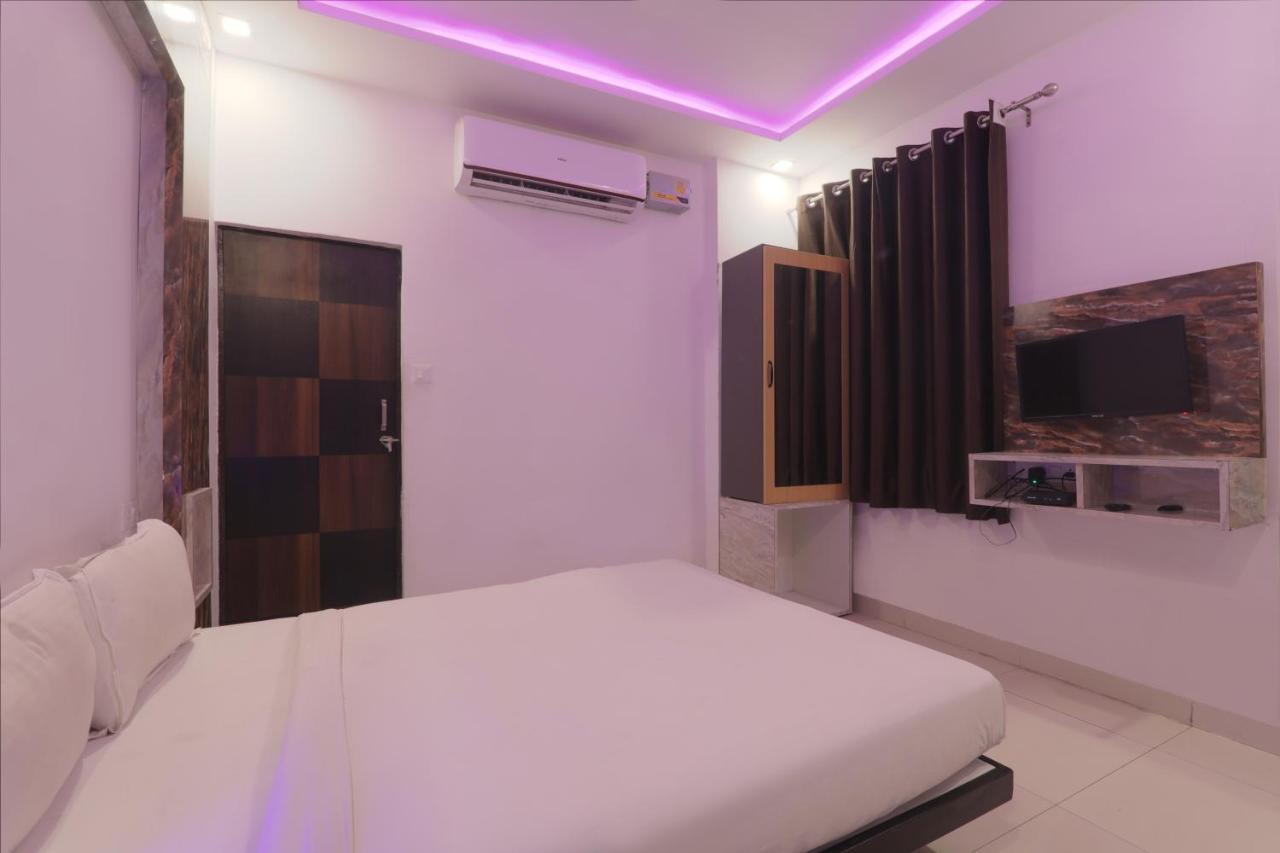 Hotel Fabhotel Ss International 3*