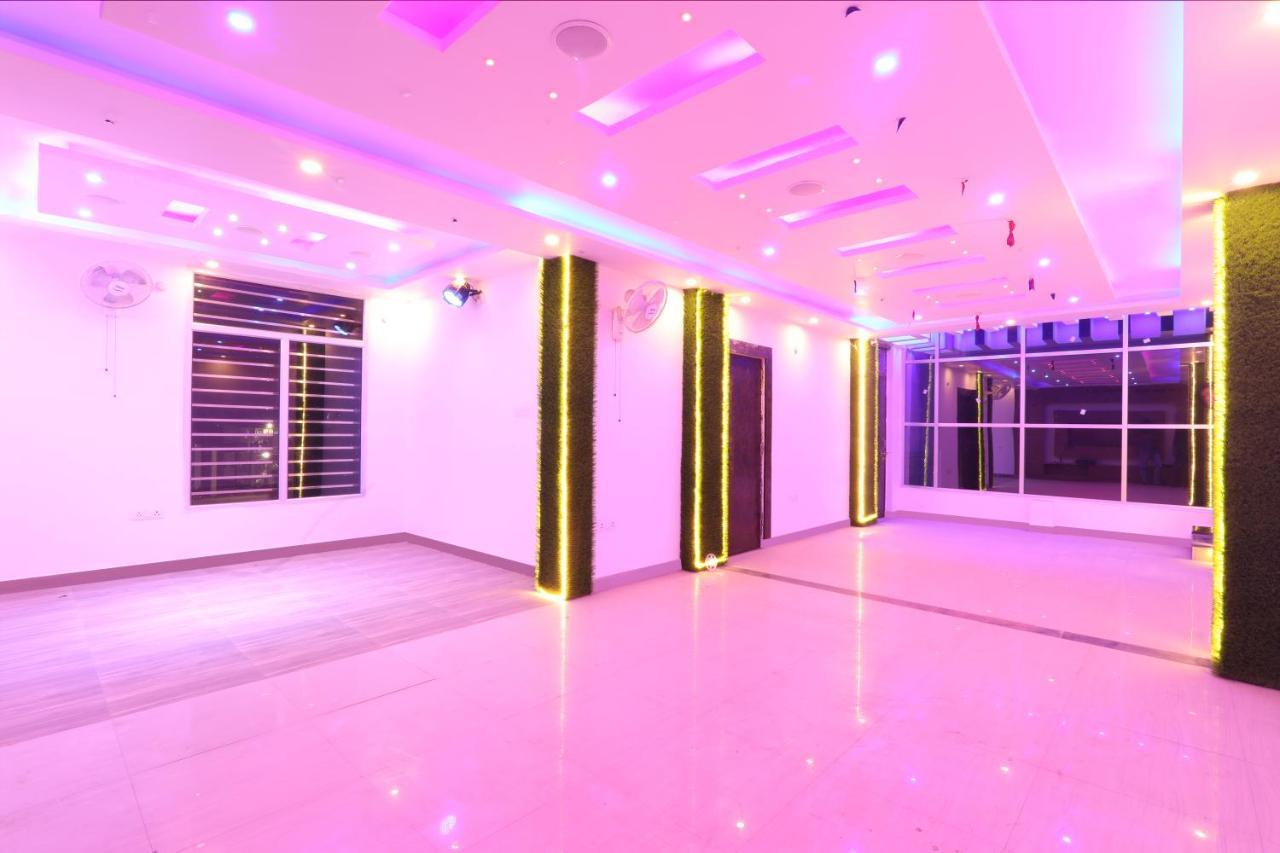 Fabhotel Ss International 3*